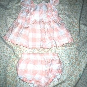 6-9 months Super cute summer outfit $10